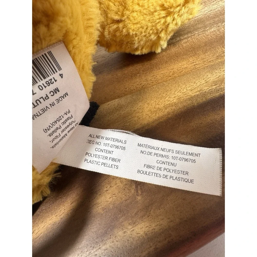 Genuine Disney Store Authentic Exclusive 16